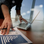 Vytvorte si finančnú rezervu. Ako najlepšie sporiť?