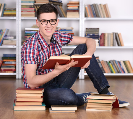 Ekonomická univerzita v Bratislave a jej bohatá 75-ročná história